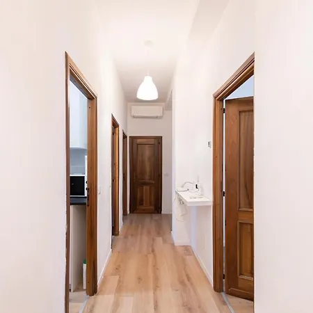 Large Comfortable House For 10, A Stone's Throw From The Metro *